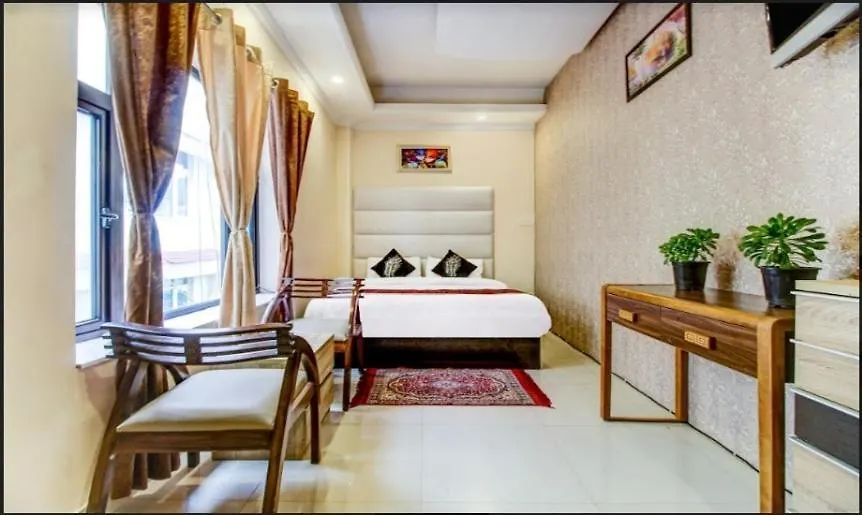 Bed & Breakfast Uphill Courtyard Family Suites For 1 6 People On Hill Top Shimla India