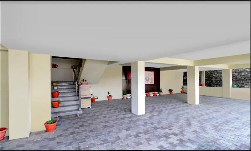 Uphill Courtyard Family Suites For 1 6 People On Hill Top Shimla Bed & Breakfast