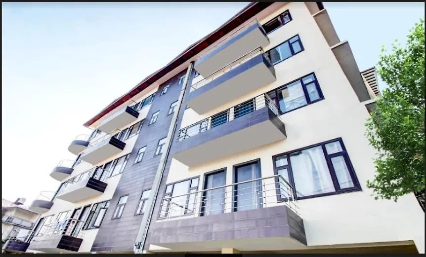 Bed & Breakfast Uphill Courtyard Family Suites For 1 6 People On Hill Top Shimla